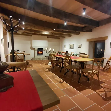 D'hotes, Zimmer, Domaine De Kervennec Carhaix-Plouguer